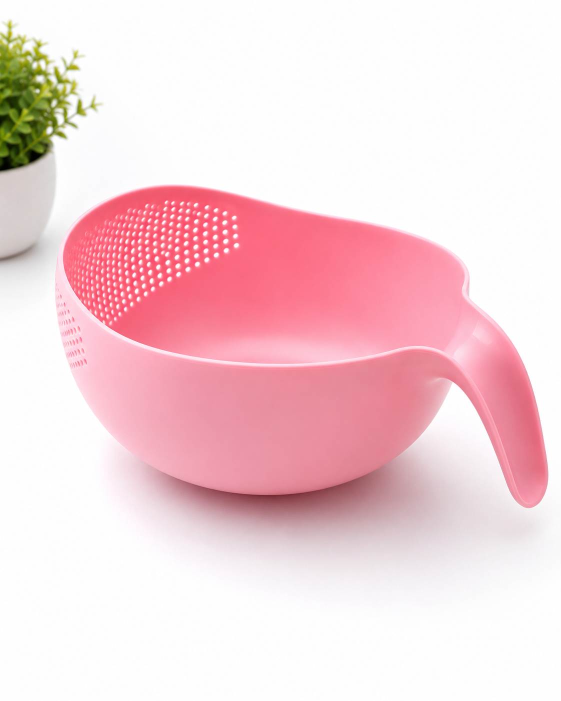  plastic bowl-shaped colanders,  'BUY 1 GET 1'